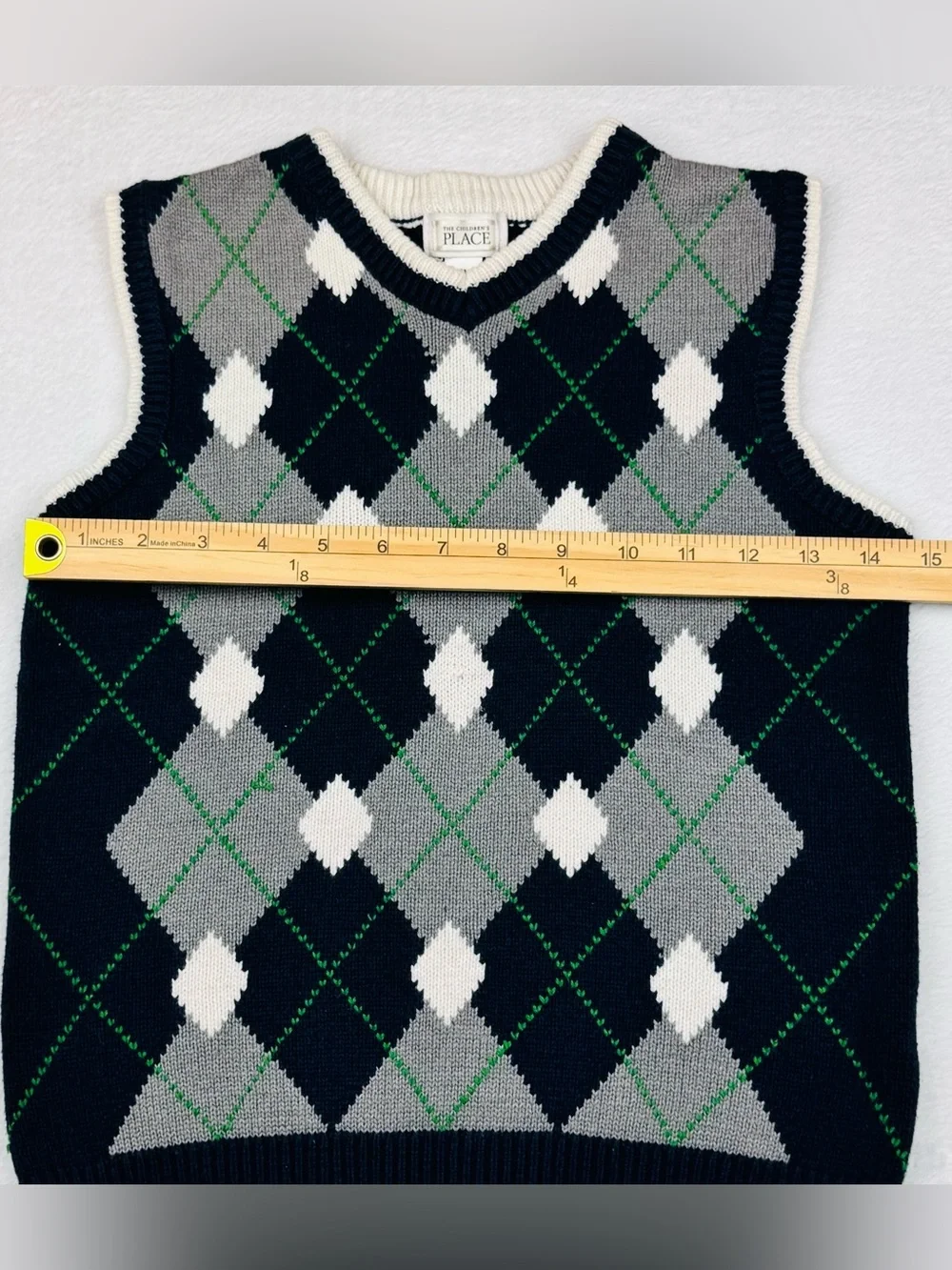 The Children’s Place Lot of 2 Boys Sweater Vest. Both size M (7/8).